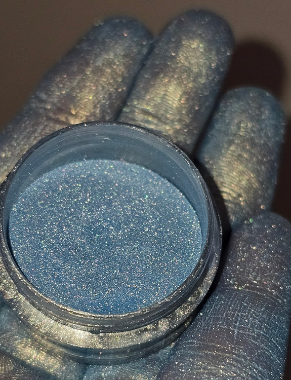 رنگ ابی طلایی